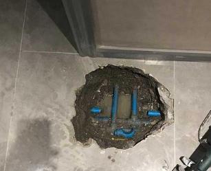 鄂伦春阳台漏水维修公司分享下暖气管道漏水的原因有哪些